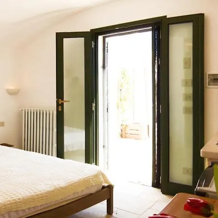Chiobbica Sleeps 12 Pool Wifi Villa