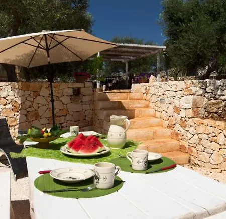 Chiobbica Sleeps 12 Pool Wifi Cisternino